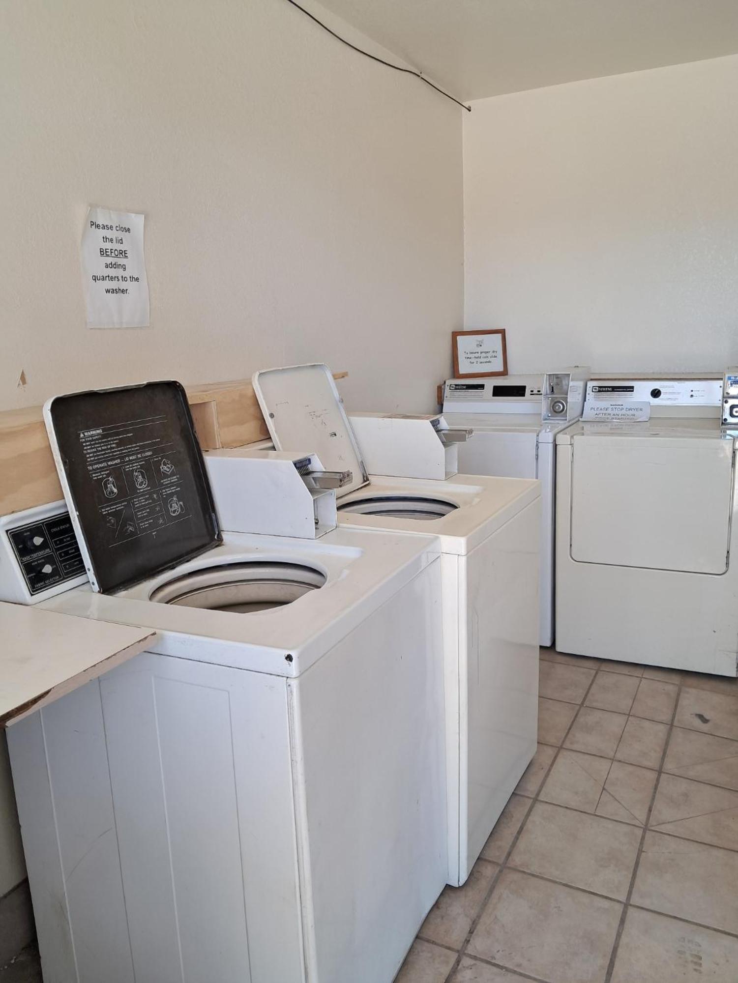 Days Inn By Wyndham Safford, Az Bagian luar foto