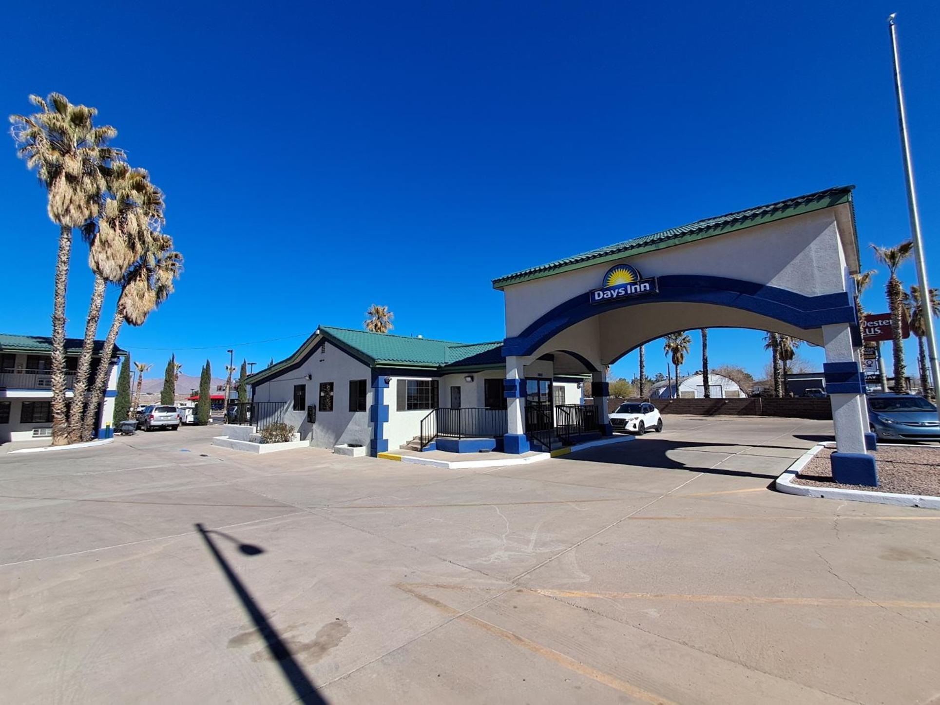 Days Inn By Wyndham Safford, Az Bagian luar foto